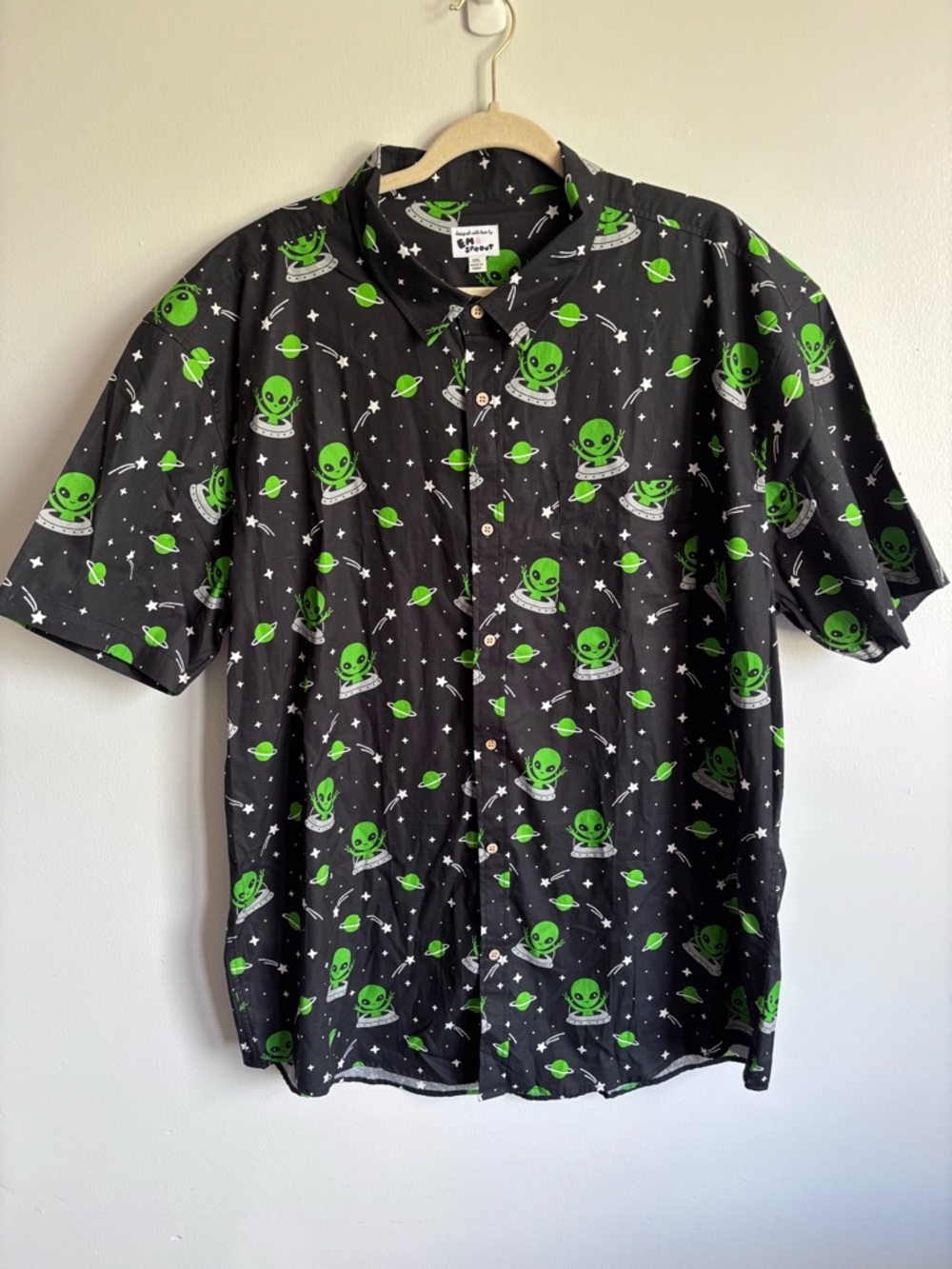 Em & Sprout Black Alien Print Short-Sleeve Button-Up Shirt 3X